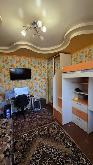 I will sell a 3-room apartment in Pridneprovsk.