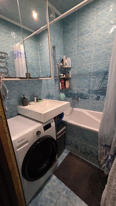 I will sell a 3-room apartment in Pridneprovsk.