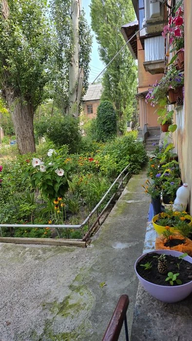 I will sell a 3-room apartment in Pridneprovsk.