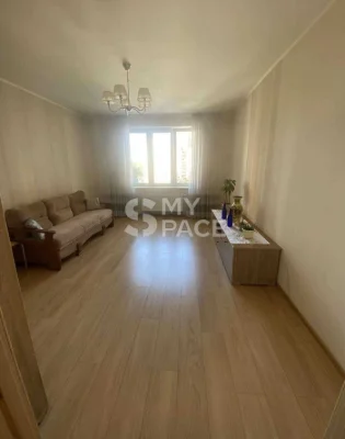 Продаж 1к квартири 45 м² Оболонь Героїв полку Азов 4В метро