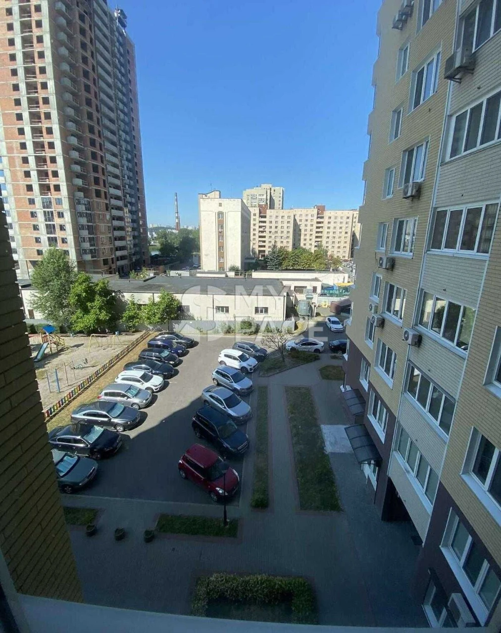 Продаж 1к квартири 45 м² Оболонь Героїв полку Азов 4В метро