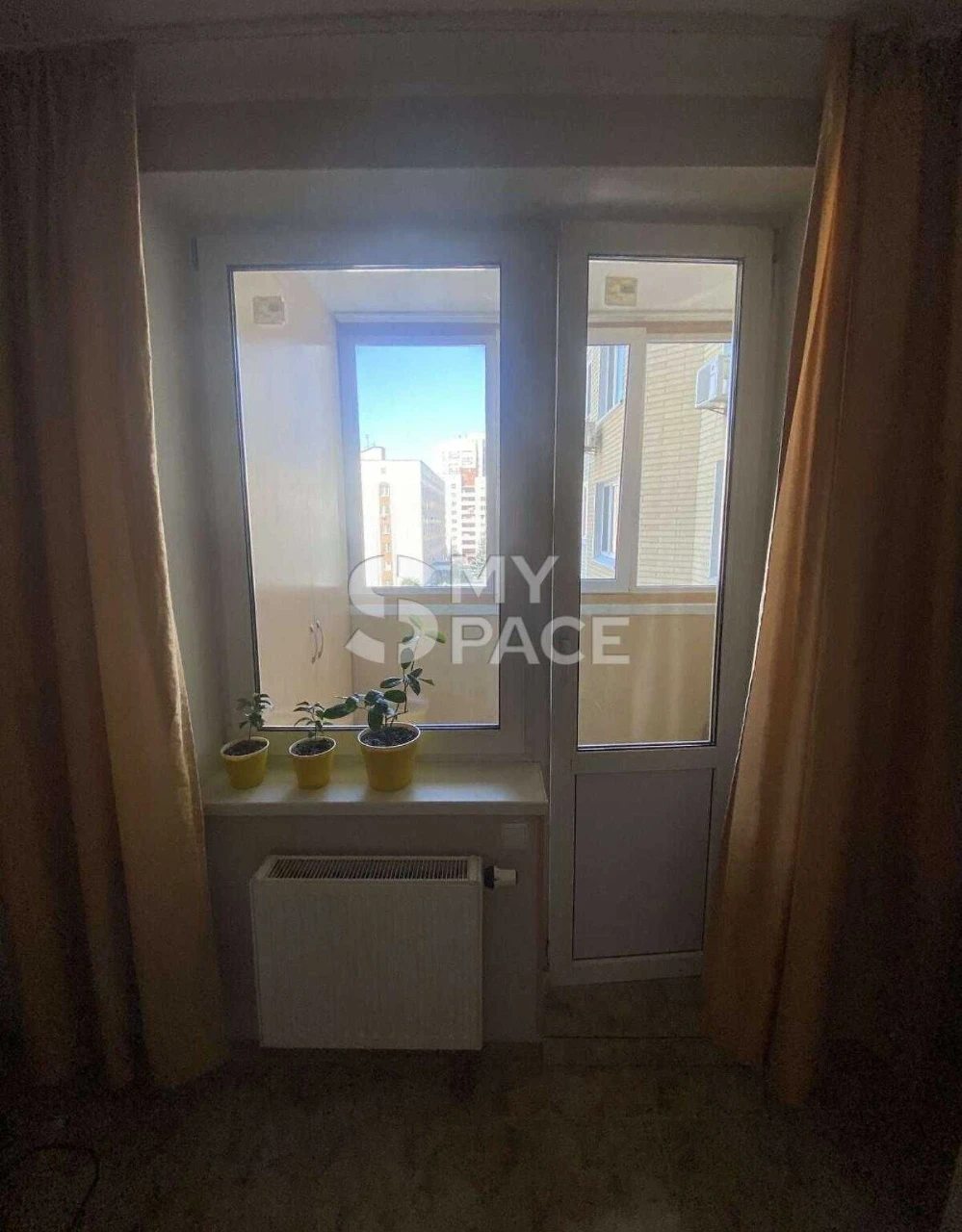 Продаж 1к квартири 45 м² Оболонь Героїв полку Азов 4В метро