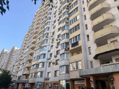Без % Продаж 2к Ахматової/Ахматовой 35/Рівер молл/під ремонт