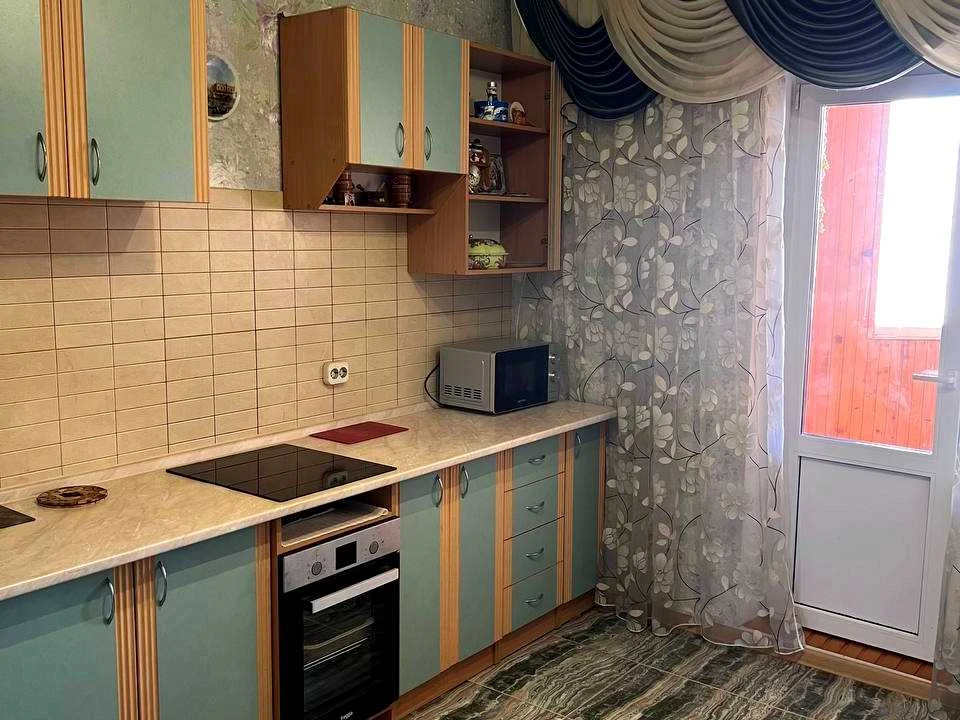 Квартира. Київ, Оноре де Бальзака вул.