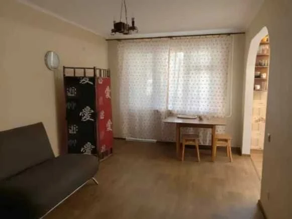 Продам комфортную 3 комнатную квартиру на Таирова на среднем
