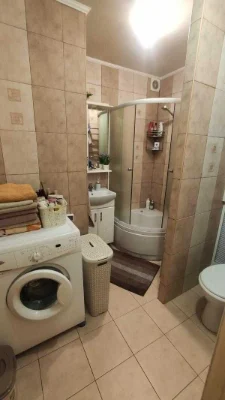 Продаж 2 к квартири м.Палац Спорту поруч