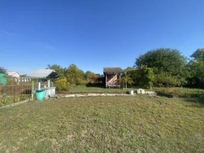 Продаж будинку в районі Півців, 5 соток зеленька ділянка