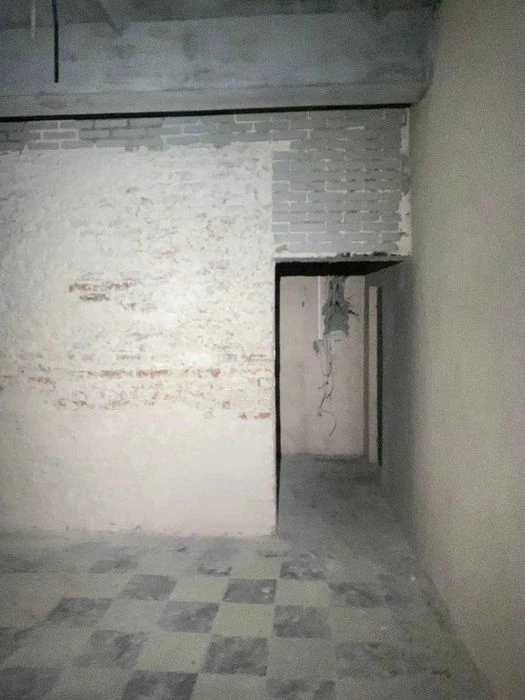 For sale: 97 sq.m. premises opposite the Dafi shopping center.