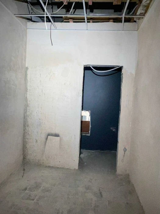 For sale: 97 sq.m. premises opposite the Dafi shopping center.