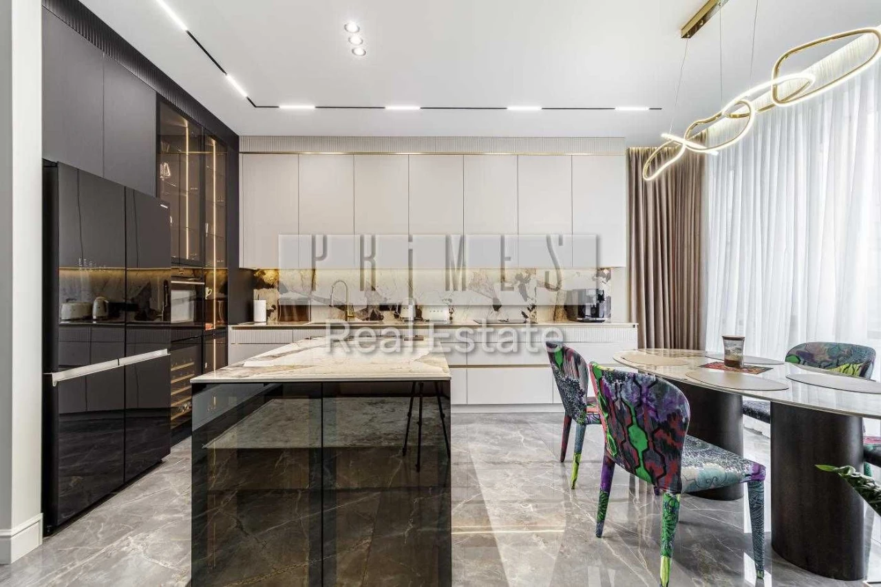 Продаж 2к квартири, ЖК River Stone, вул. Дніпровська наб., 1