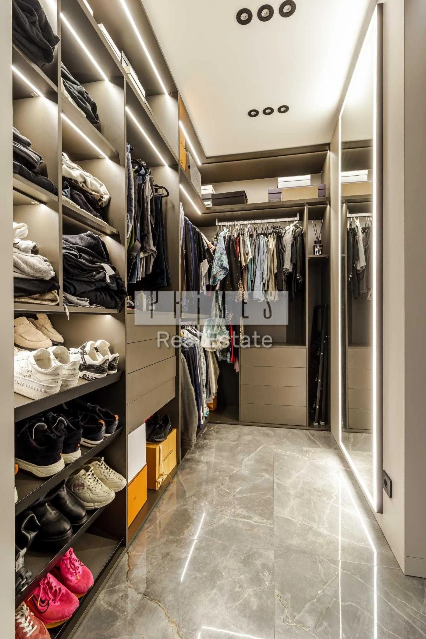 Продаж 2к квартири, ЖК River Stone, вул. Дніпровська наб., 1