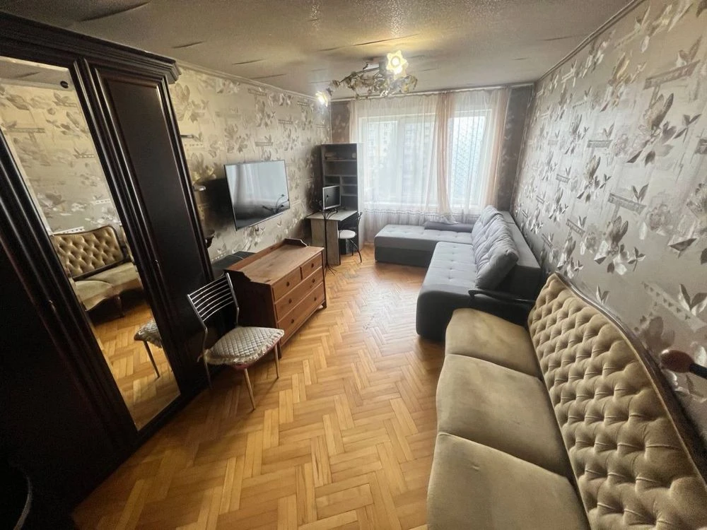 Продам 3 к квартиру на Набережной Победы, 130/корп.3 Ж/М  По