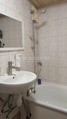 Продаж будинку вул. Смородинова 4 в Києві / W-7468252