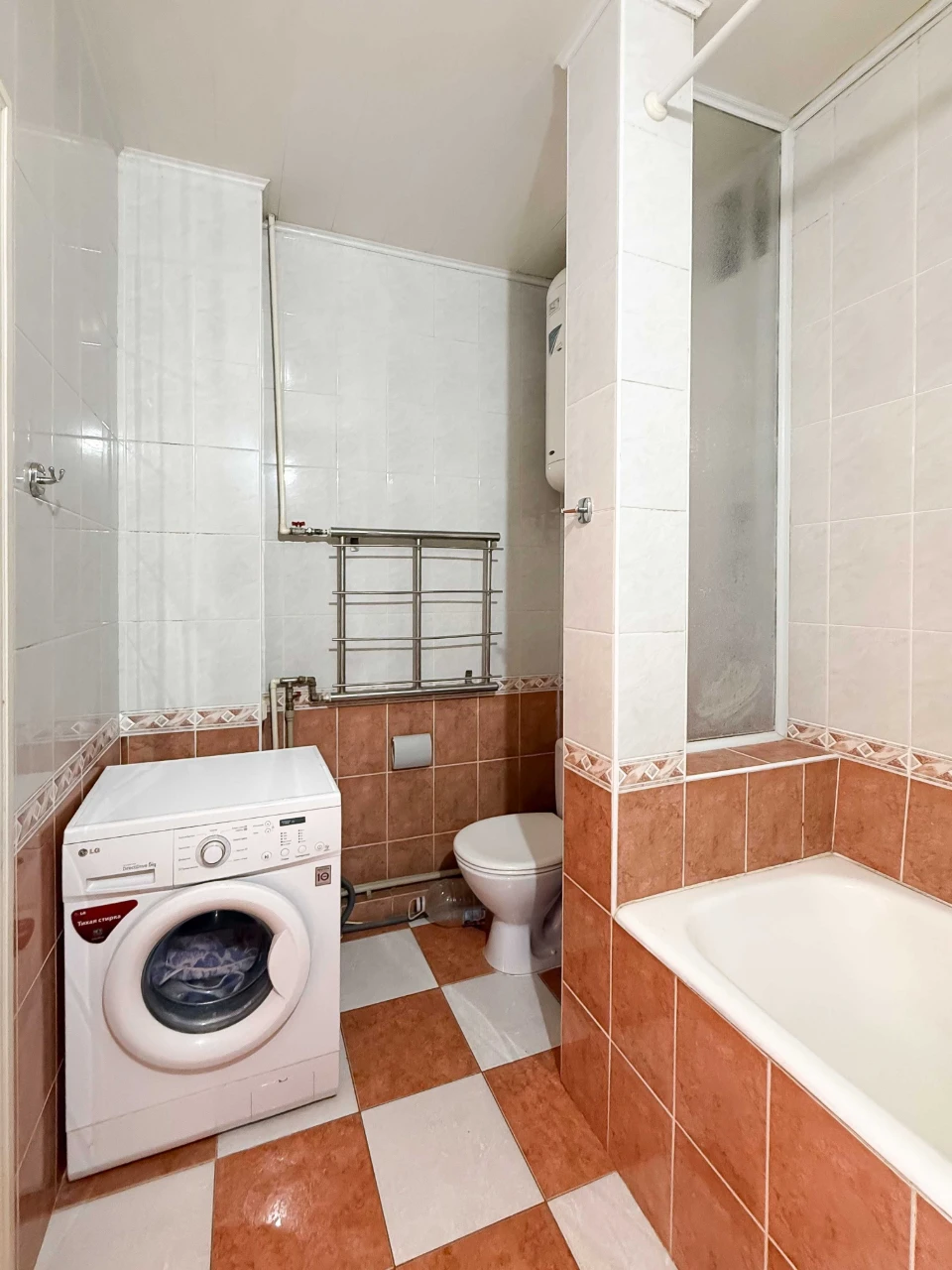 Продам 2 ком. квартиру, сталинка, ул. Мира 54/1, Новые Дома