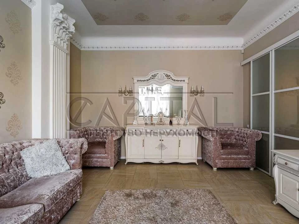 Квартира. Київ, Хорива вул.