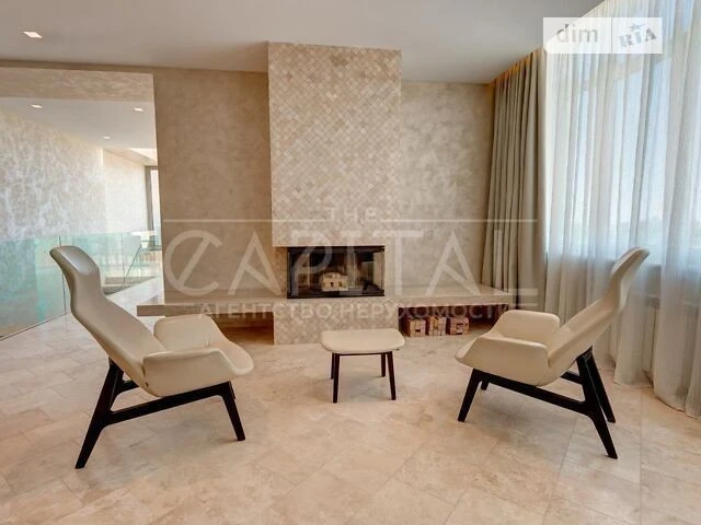 For sale 4-room apartment 220 sq. m. on Gogolivska Street 14 • ID 346
