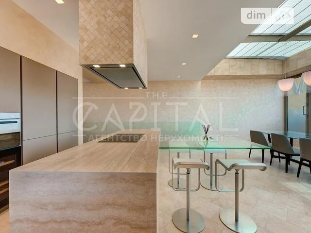 For sale 4-room apartment 220 sq. m. on Gogolivska Street 14 • ID 346