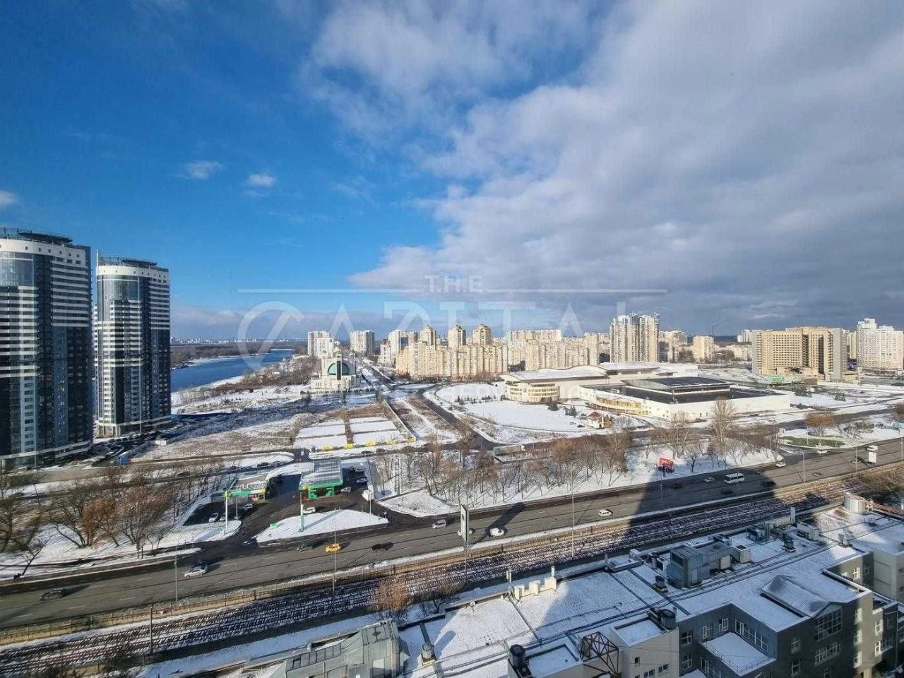 Продажа 2-уровневой квартиры, ул. Окипной Раисы, Днепровский