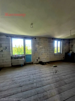 Продаж частини будинку (квартира) на Хінчанці