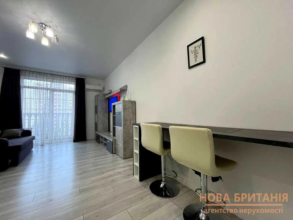 Квартира. Київ, Михайла Максимовича вул.