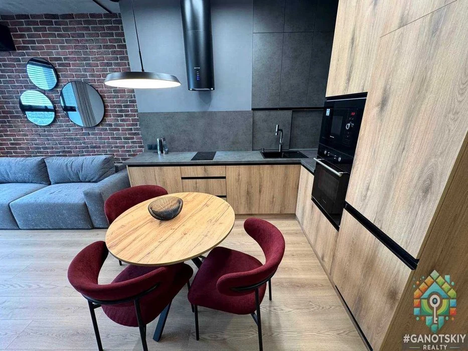 Sale of a designer 2-room apartment in the MARSHALL residential complex / Marshal Yacht-class