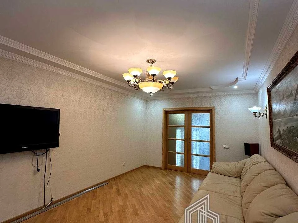 Квартира. Київ, Бастіонна вул.