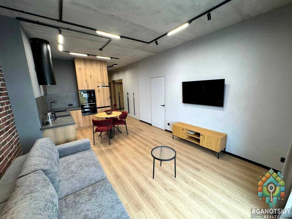 Sale of a designer 2-room apartment in the MARSHALL residential complex / Marshal Yacht-class