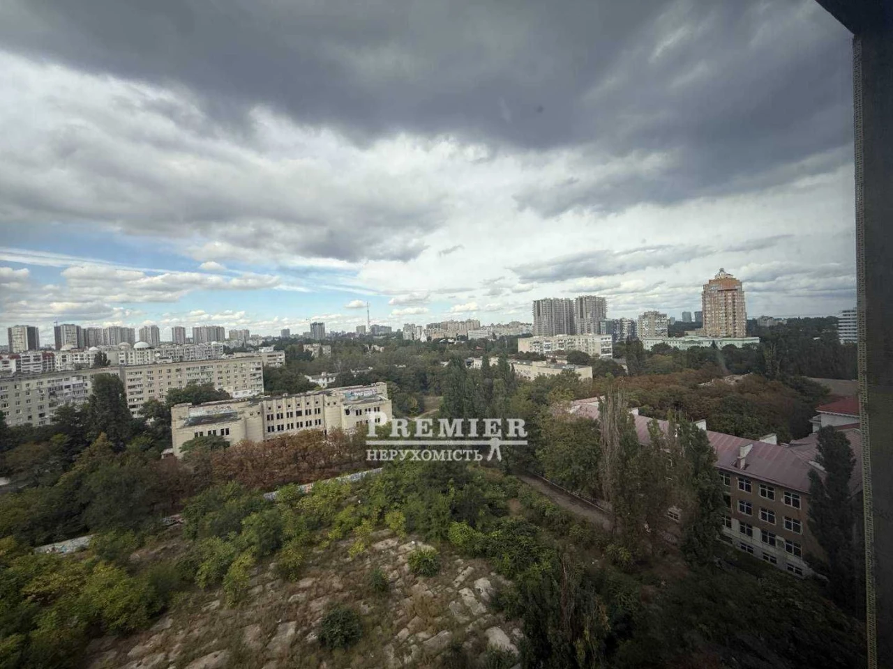 1-кімнатна 51 м² у ЖК Modern, спальня, кухня-вітальня та біз