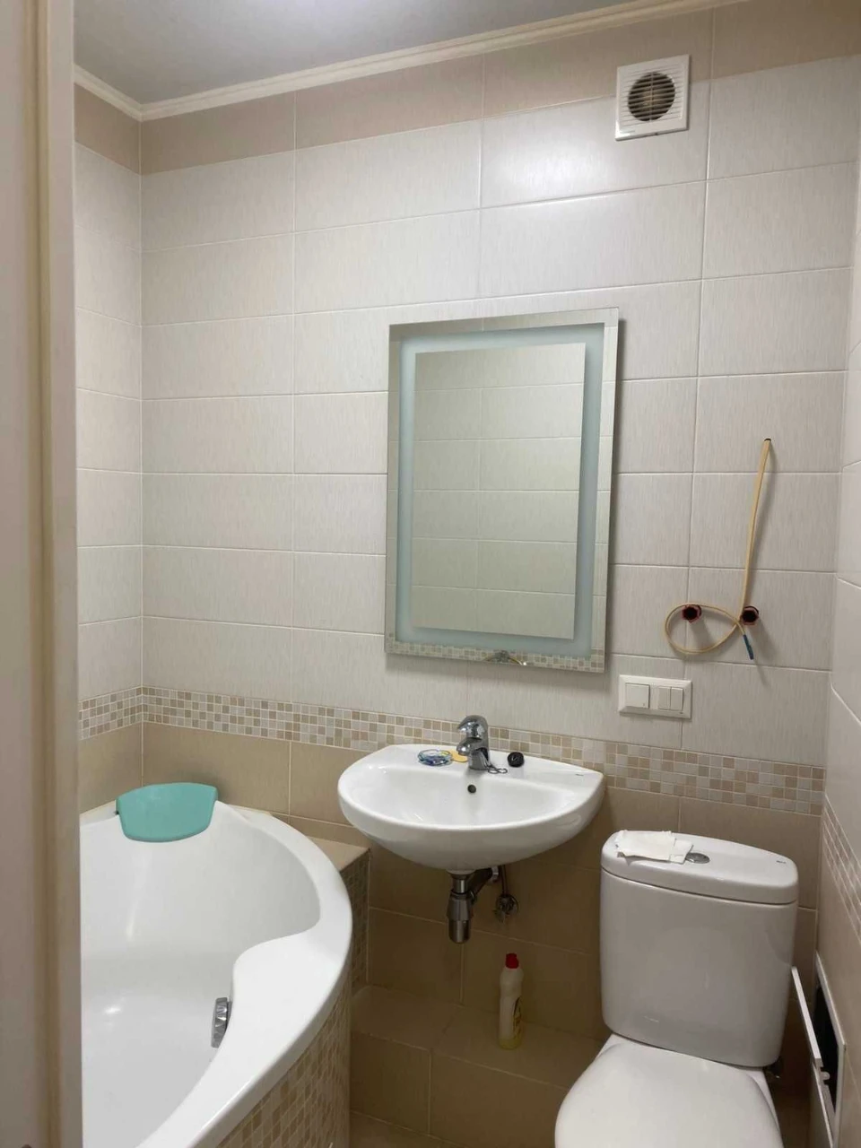 Продам 1 к кв з кап ремонтом Салтівка (Салтовка)