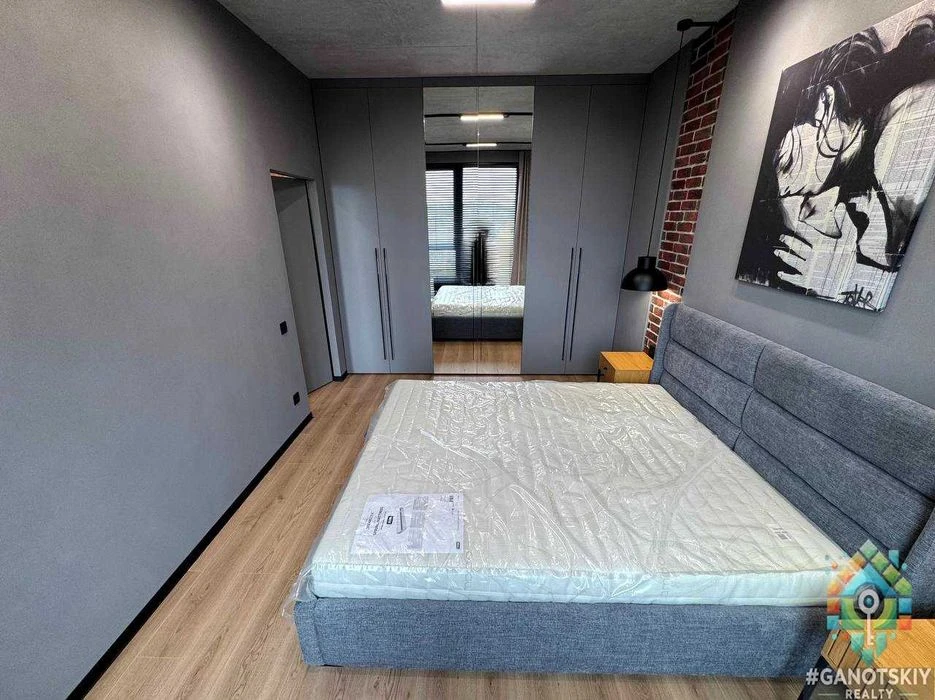 Sale of a designer 2-room apartment in the MARSHALL residential complex / Marshal Yacht-class