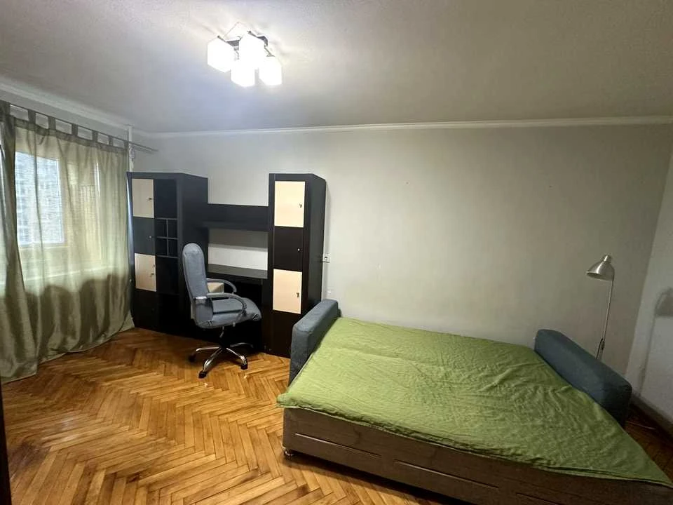 Квартира. Київ, Андрія Малишка вул.