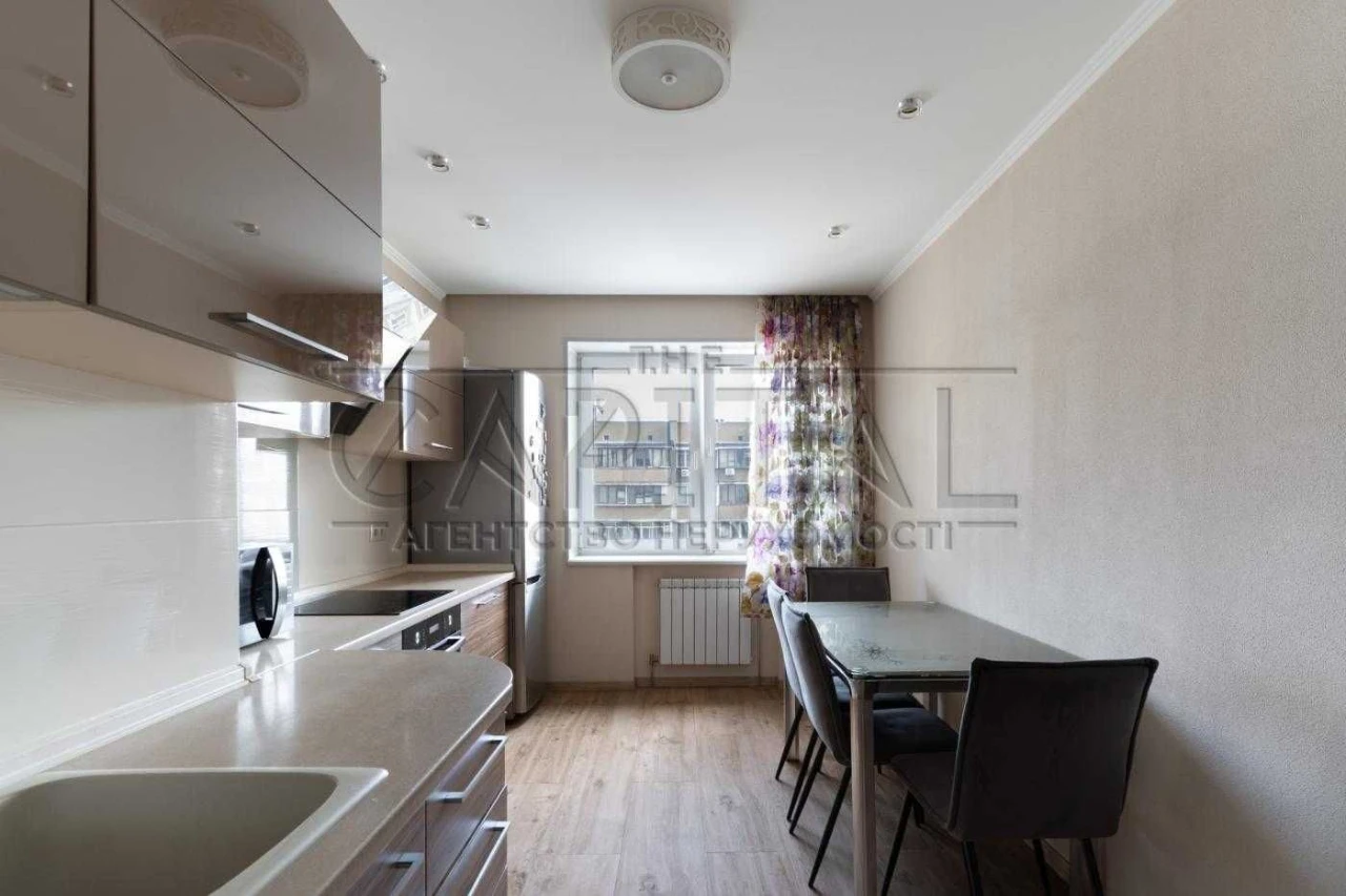 Продаж 2-кімнатої квартири 94,5 м² в ЖК Абрикос, Дарницький