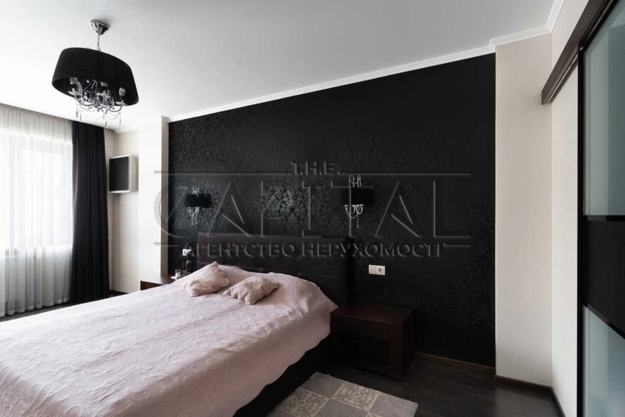 Продаж 2-кімнатої квартири 94,5 м² в ЖК Абрикос, Дарницький