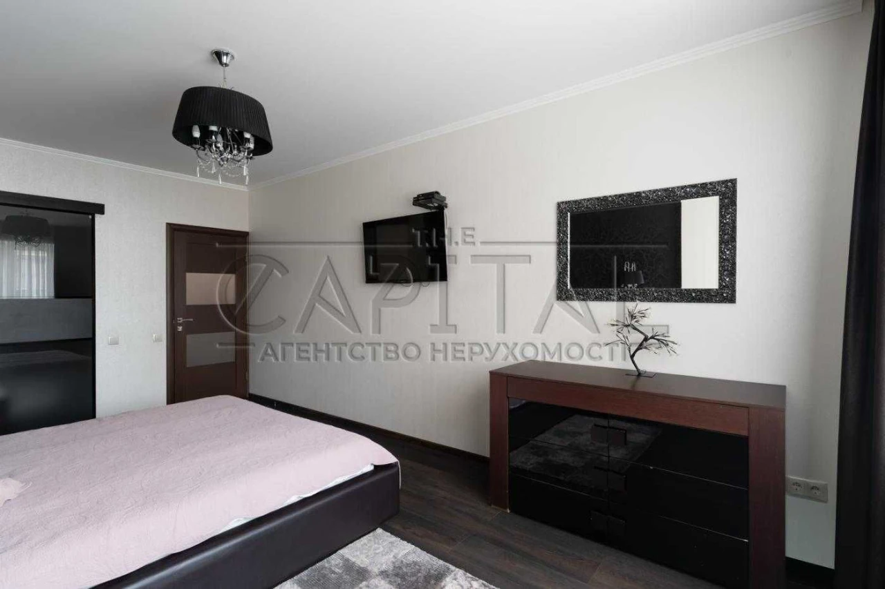 Продаж 2-кімнатої квартири 94,5 м² в ЖК Абрикос, Дарницький