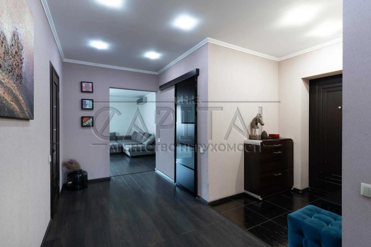 Продаж 2-кімнатої квартири 94,5 м² в ЖК Абрикос, Дарницький
