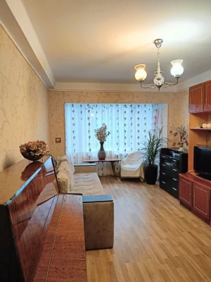 Велика 3-к біля метро Нивки, Рене Декарта 6А