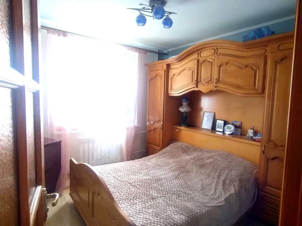Apartment. Kharkiv, Peremohy Avenue.