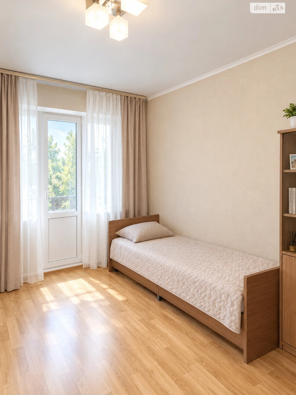 Продаж Квартира Троєщина