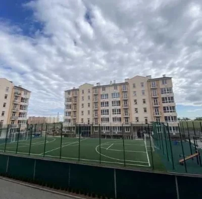 Дворівнева 4-кімнатна квартира у клубному будинку з паркінго