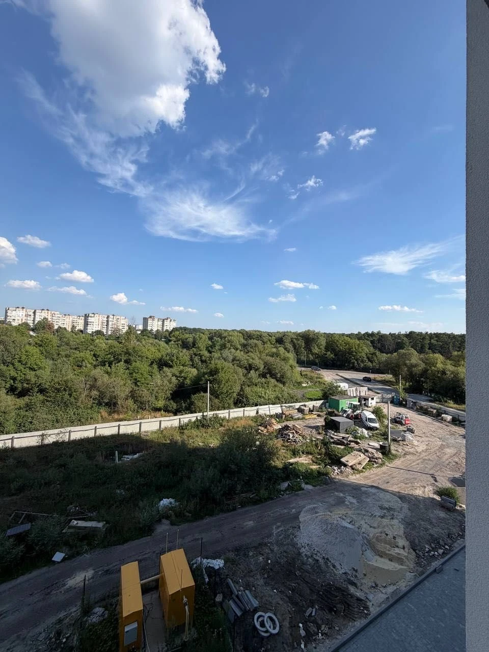 Продаж 1 кімнатної квартири ЖК Continent Green вул Роксоляни