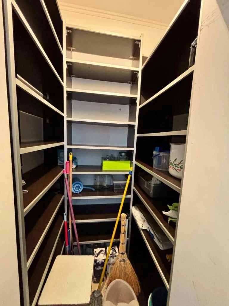 Продам 2к квартиру, 107кв.м, 8/9 пов, цегла, котел