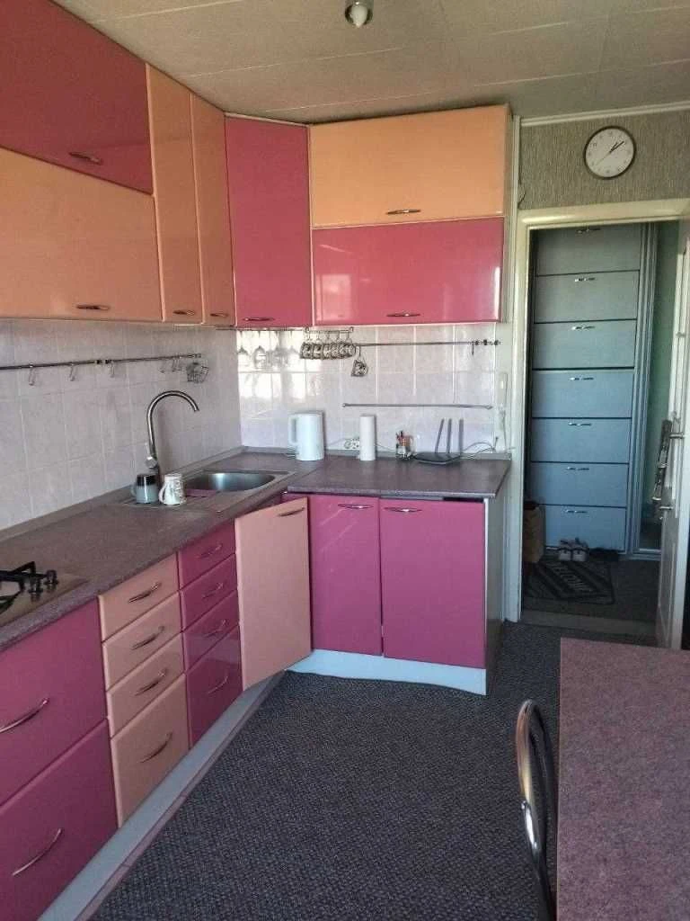 3 к квартира в цегляному будинку Поділ