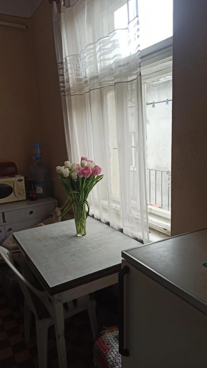 3-к, Корятовича вул., 2, Центр