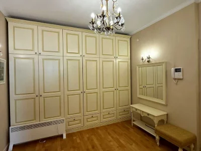 Квартира. Київ, Павлівська вул.