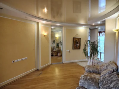 Продажа 3-комнатной квартиры 96 м², Николая Амосова ул., 4