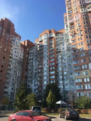 Продажа 3-комнатной квартиры 96 м², Николая Амосова ул., 4