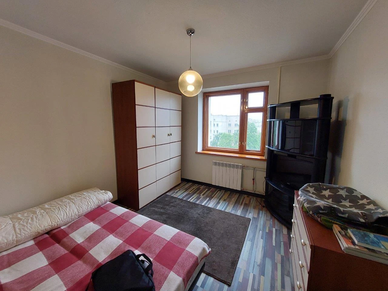 Продажа 4-комнатной квартиры 97 м², Кирилловская ул., 30/5