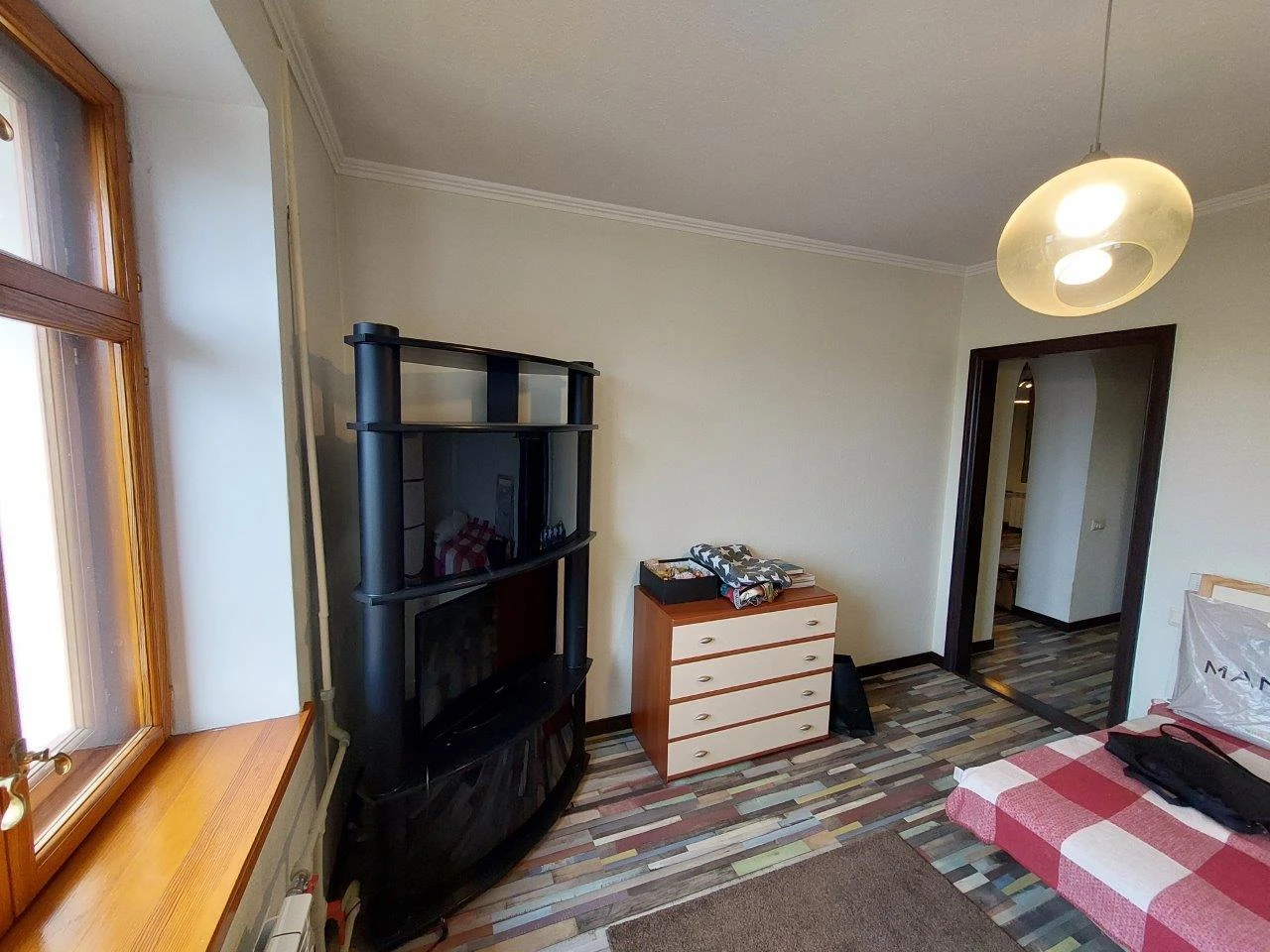 Продажа 4-комнатной квартиры 97 м², Кирилловская ул., 30/5