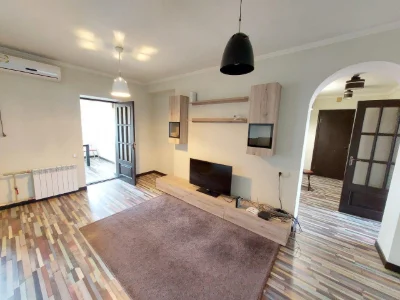 Продажа 4-комнатной квартиры 97 м², Кирилловская ул., 30/5