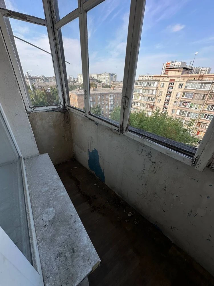 Продаж квартири Базилевича 2/13, метро 7 хв, БЕЗ КОМІСІЇ